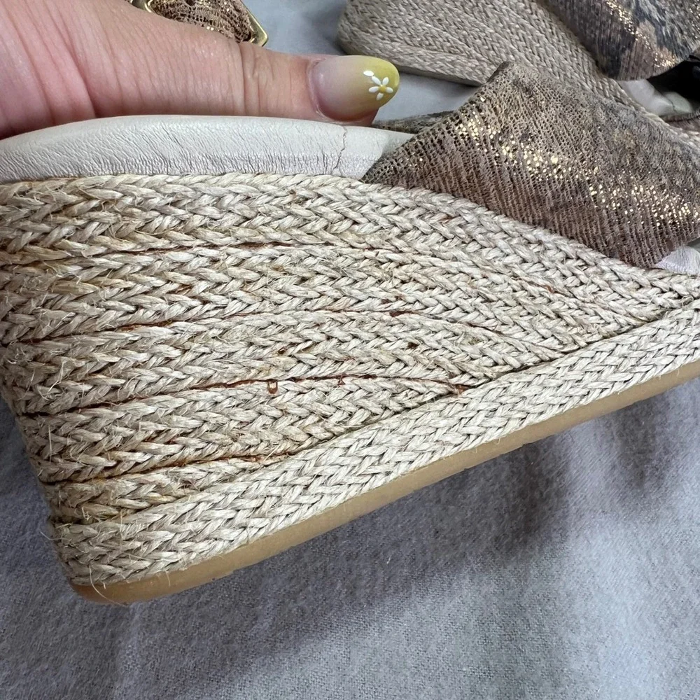 Amalfi by Rangoni Laerte Wedge Gold Metallic Animal Print Knot Espadrille 10WIDE